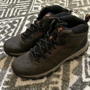 Men’s Columbia Boots